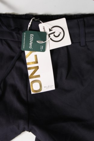 Pantaloni scurți de femei ONLY, Mărime S, Culoare Albastru, Preț 53,49 Lei