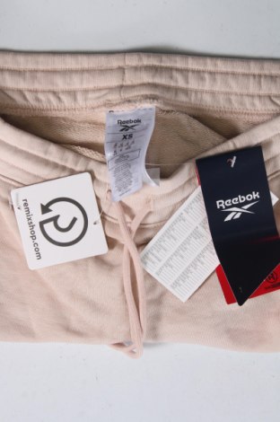 Pantaloni scurți de femei Reebok, Mărime XS, Culoare Bej, Preț 63,99 Lei