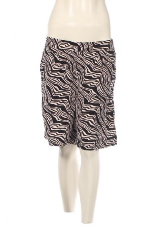 Damen Shorts Tom Tailor, Größe M, Farbe Mehrfarbig, Preis 8,99 €