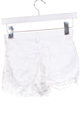 Damen Shorts Zara, Größe XXS, Farbe Weiß, Preis 5,99 €