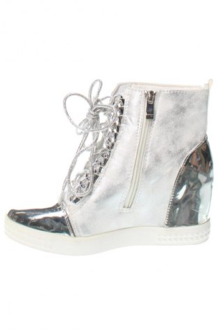 Damenschuhe, Größe 37, Farbe Silber, Preis 27,29 €