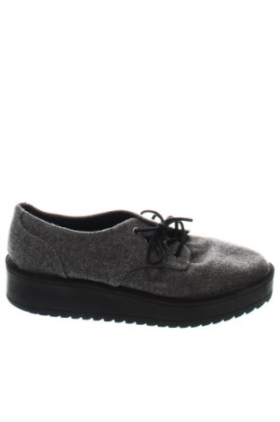 Damenschuhe Bershka, Größe 38, Farbe Grau, Preis 18,99 €