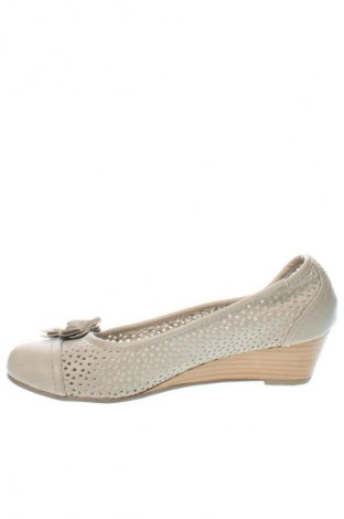 Damenschuhe Graceland, Größe 38, Farbe Beige, Preis 11,99 €