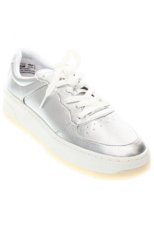 Damenschuhe S.Oliver, Größe 39, Farbe Silber, Preis 21,99 €