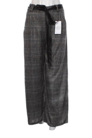 Pantaloni de femei, Mărime M, Culoare Multicolor, Preț 40,49 Lei