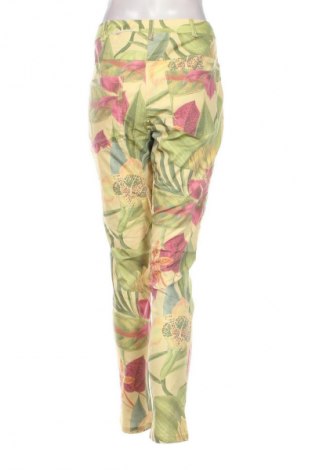 Pantaloni de femei Amy Vermont, Mărime M, Culoare Multicolor, Preț 24,99 Lei