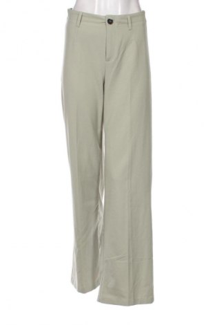 Pantaloni de femei Bershka, Mărime M, Culoare Verde, Preț 89,99 Lei