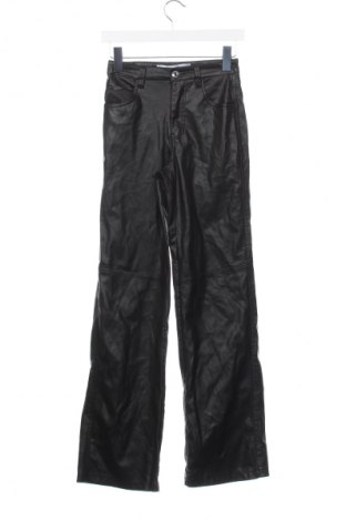 Pantaloni de femei Bershka, Mărime XS, Culoare Negru, Preț 32,99 Lei