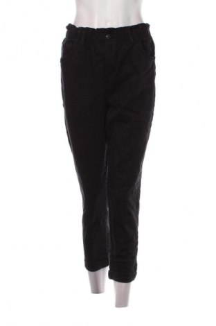 Pantaloni de femei Bershka, Mărime M, Culoare Negru, Preț 22,99 Lei