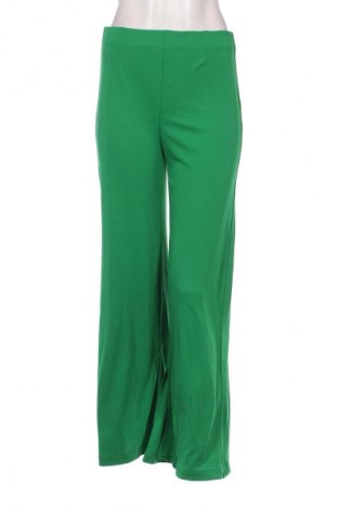 Damenhose Bershka, Größe M, Farbe Grün, Preis 5,99 €