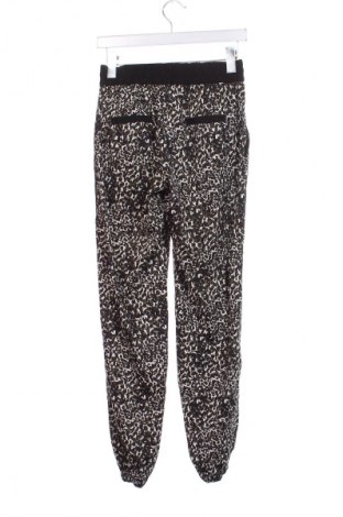 Pantaloni de femei Clockhouse, Mărime XS, Culoare Multicolor, Preț 19,99 Lei