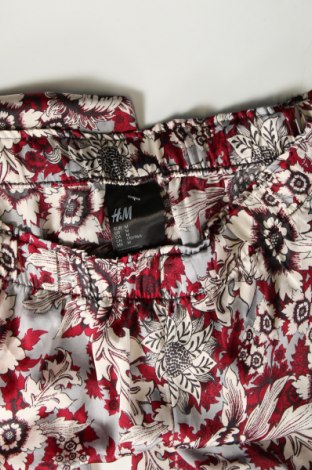 Pantaloni de femei H&M, Mărime M, Culoare Multicolor, Preț 38,99 Lei