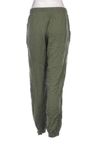 Pantaloni de femei Haily`s, Mărime L, Culoare Verde, Preț 40,99 Lei