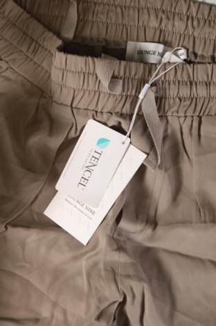 Pantaloni de femei Lounge Nine, Mărime M, Culoare Gri, Preț 134,99 Lei