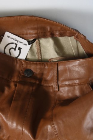 Damenhose ONLY, Größe XS, Farbe Braun, Preis € 6,99