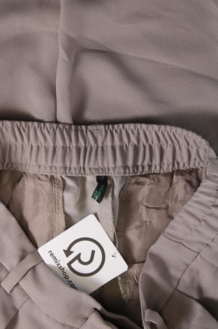 Pantaloni de femei United Colors Of Benetton, Mărime XXS, Culoare Gri, Preț 27,99 Lei