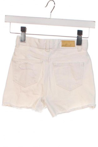 Kinder Shorts C&A, Größe 7-8y/ 128-134 cm, Farbe Weiß, Preis € 2,99