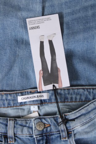 Kinder Shorts Calvin Klein Jeans, Größe 15-18y/ 170-176 cm, Farbe Blau, Preis € 41,99