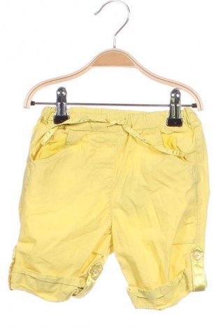 Kinder Shorts H&M, Größe 3-6m/ 62-68 cm, Farbe Gelb, Preis 2,49 €