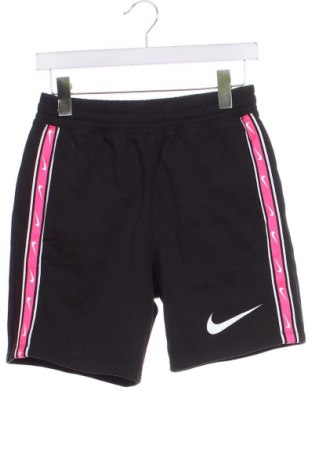 Detské krátke nohavice  Nike, Veľkosť 11-12y/ 152-158 cm, Farba Čierna, Cena  8,75 €