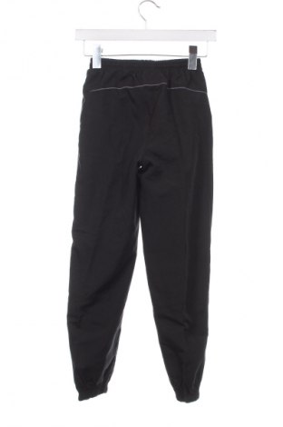 Detské tepláky Slazenger, Veľkosť 6-7y/ 122-128 cm, Farba Čierna, Cena  4,95 €