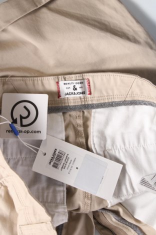 Pantaloni scurți de bărbați Jack & Jones, Mărime S, Culoare Bej, Preț 62,73 Lei