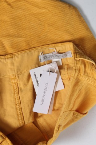 Pantaloni scurți de bărbați Outerknown, Mărime S, Culoare Galben, Preț 106,99 Lei