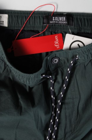 Pantaloni scurți de bărbați S.Oliver, Mărime XL, Culoare Verde, Preț 81,99 Lei