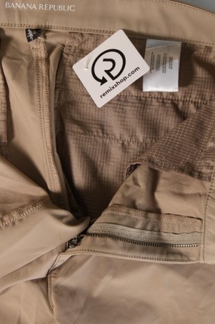 Herrenhose Banana Republic, Größe M, Farbe Beige, Preis 7,99 €