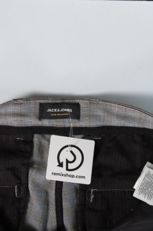 Pánske nohavice  Jack & Jones, Veľkosť M, Farba Sivá, Cena  5,95 €