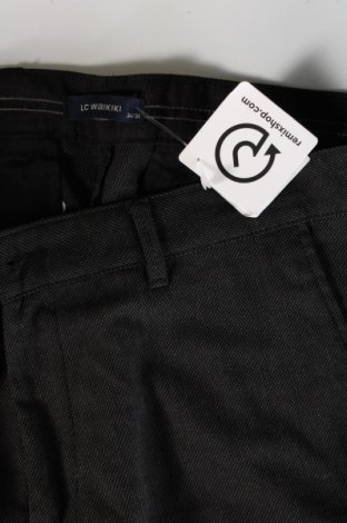 Pantaloni de bărbați LCW, Mărime L, Culoare Gri, Preț 34,99 Lei