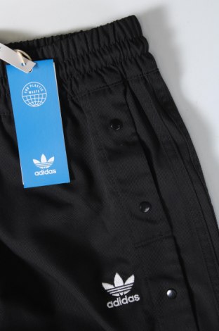 Пола Adidas Originals, Размер XS, Цвят Черен, Цена 27,99 лв.