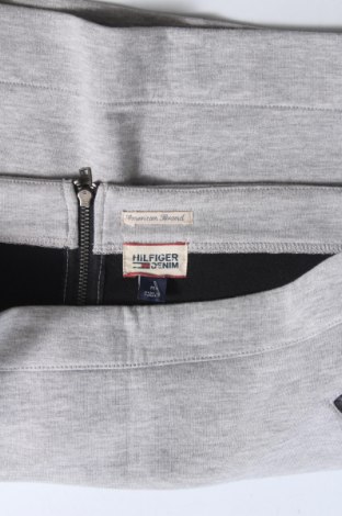 Φούστα Tommy Hilfiger, Μέγεθος L, Χρώμα Γκρί, Τιμή 40,30 €