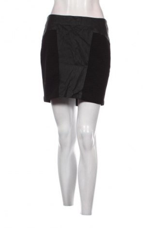 Fustă Vero Moda, Mărime M, Culoare Negru, Preț 20,99 Lei