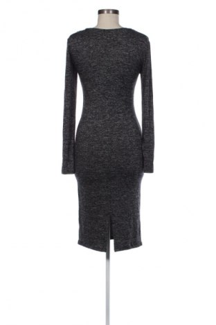 Kleid, Größe L, Farbe Grau, Preis € 6,99