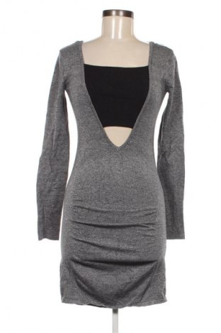 Kleid, Größe S, Farbe Grau, Preis € 6,49