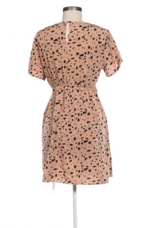 Kleid, Größe M, Farbe Beige, Preis 5,99 €