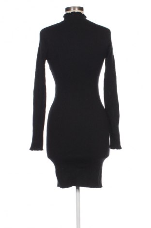 Kleid Bershka, Größe L, Farbe Schwarz, Preis € 8,49