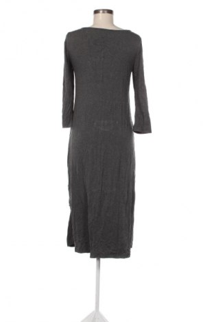 Kleid Essence, Größe XS, Farbe Grau, Preis € 6,49