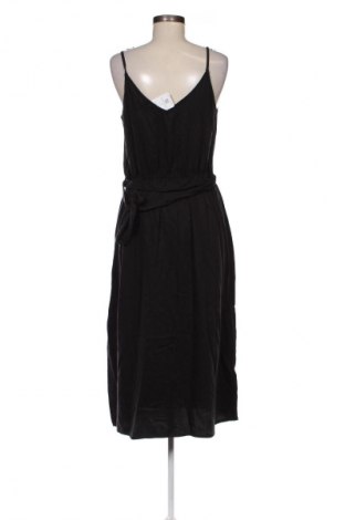 Kleid Etam, Größe M, Farbe Schwarz, Preis 55,99 €