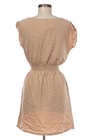 Kleid Guess, Größe M, Farbe Beige, Preis 33,99 €