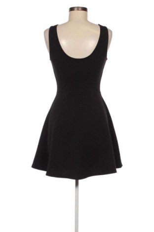 Rochie H&M, Mărime S, Culoare Negru, Preț 28,99 Lei