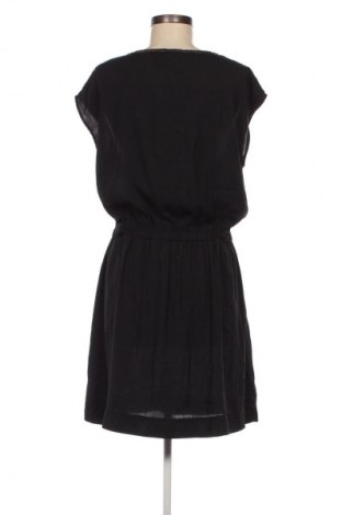 Rochie H&M, Mărime L, Culoare Negru, Preț 28,99 Lei