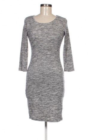 Kleid H&M L.O.G.G., Größe S, Farbe Grau, Preis € 4,49