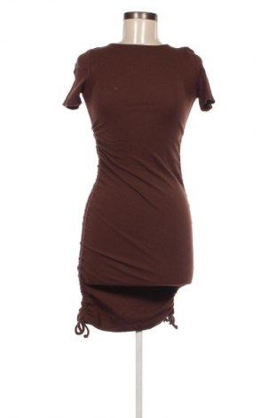 Kleid Jennyfer, Größe S, Farbe Braun, Preis 9,99 €