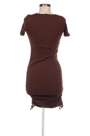 Kleid Jennyfer, Größe S, Farbe Braun, Preis 9,99 €