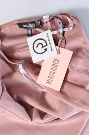 Рокля Missguided, Размер M, Цвят Пепел от рози, Цена 27,49 лв.