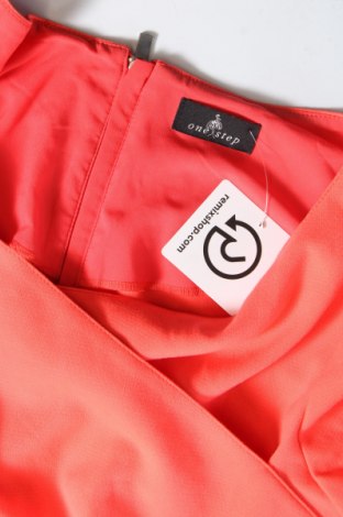 Kleid One Step, Größe M, Farbe Orange, Preis € 13,99