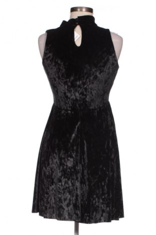 Kleid Piazza Italia, Größe S, Farbe Schwarz, Preis 7,79 €