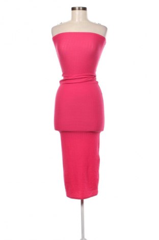 Kleid Pretty Little Thing, Größe XXS, Farbe Rosa, Preis 20,49 €